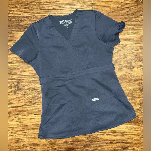 Grey’s Anatomy Scrub Top Size Small - Picture 1 of 7